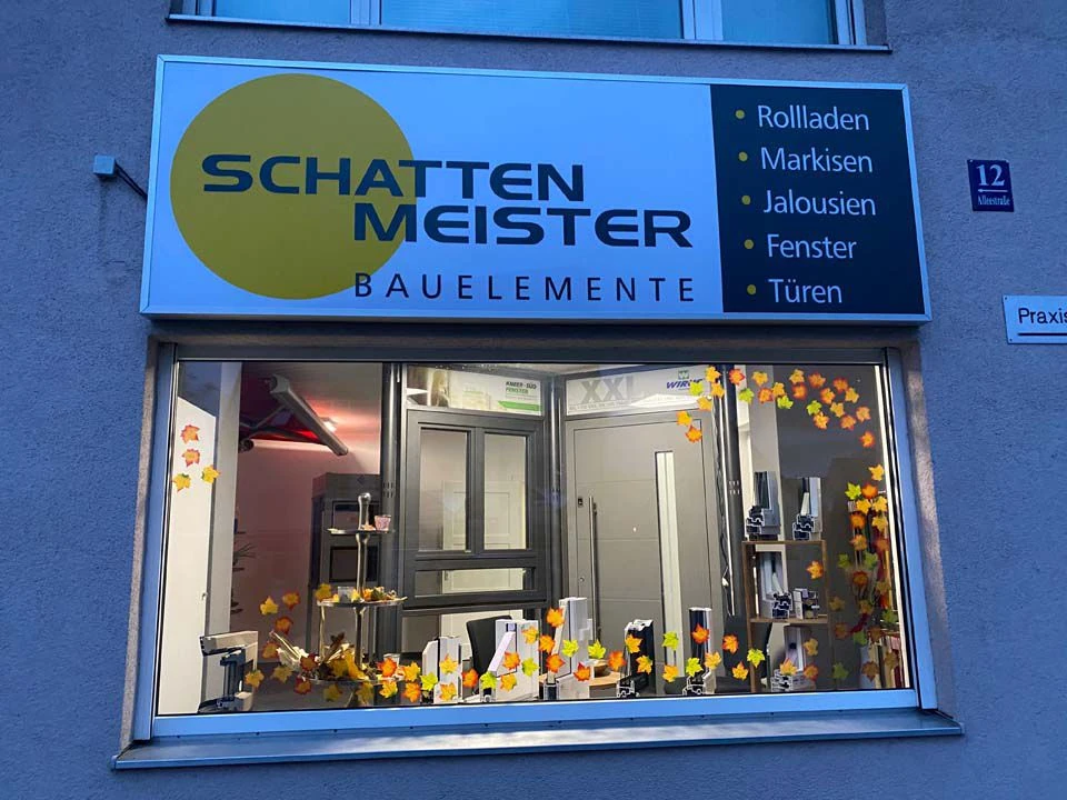Schaufenster Schattenmeister Bauelemente mit Rollladen, Markisen, Türen, Fenster